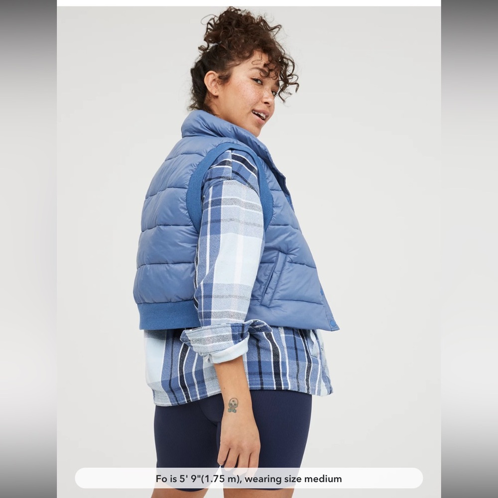 Aerie • Offline Puffer Vest - Picture 2 of 9